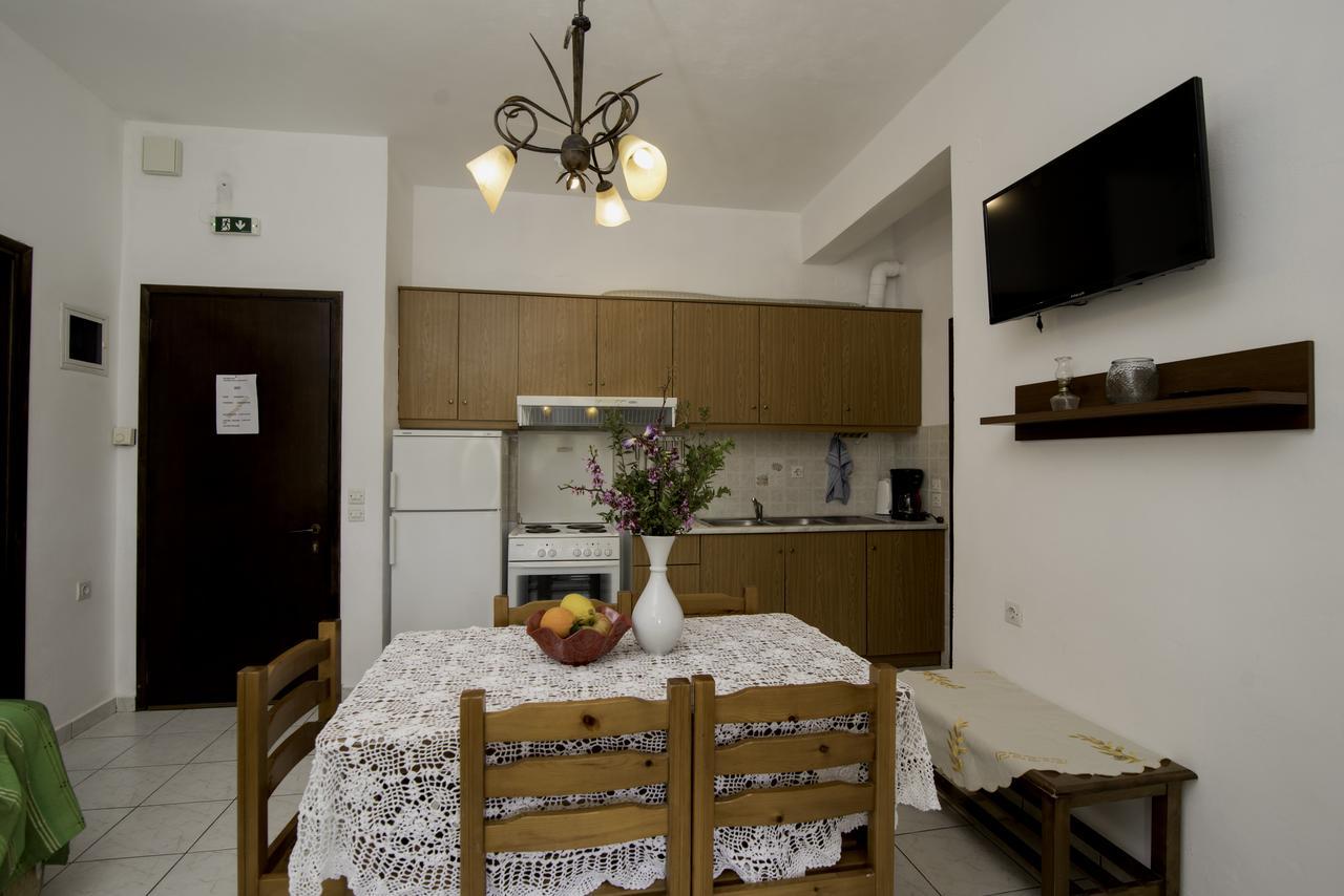 Villa Blue Pearl Agios Georgios Pagon Buitenkant foto